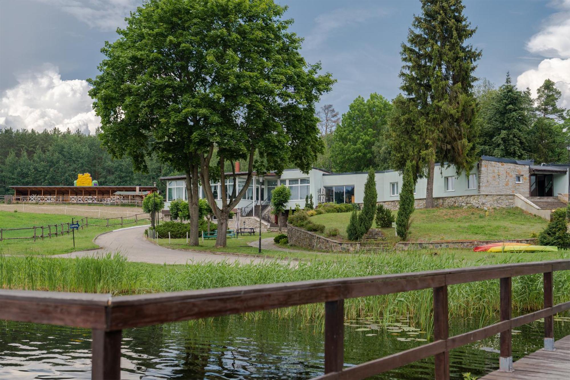 Hostel Osrodek Wypoczynkowy Lesne Ustronie Witnica Exterior foto